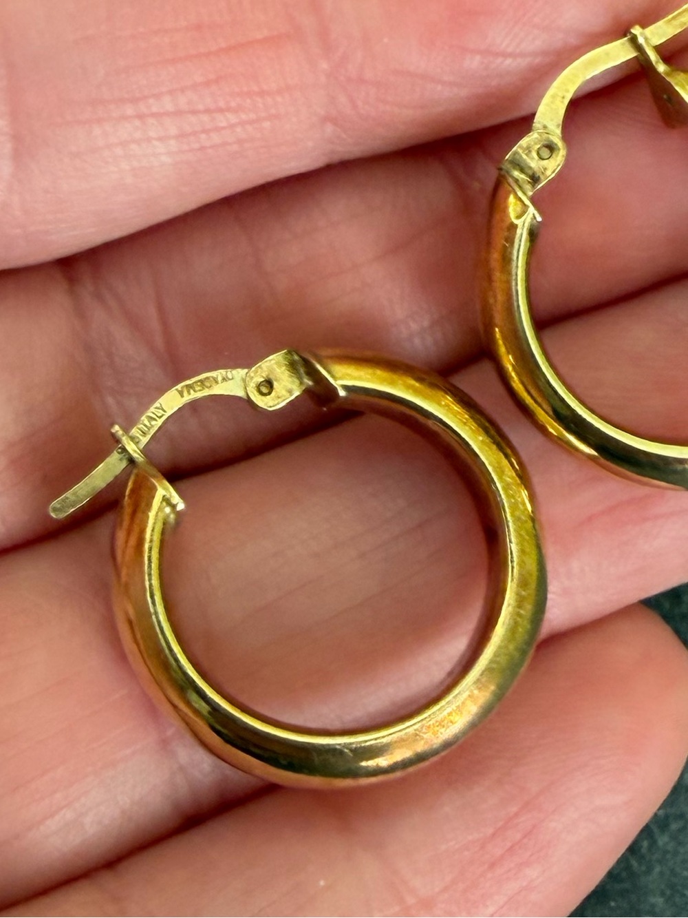 Vintage Gold Sterling 3/4 inch Hoop Earrings - Picture 4 of 11